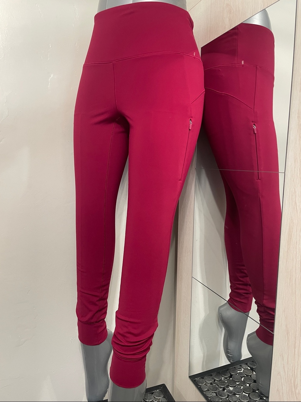 Spyder Womens Maroon/Pink Active Zip Pocket Leggings